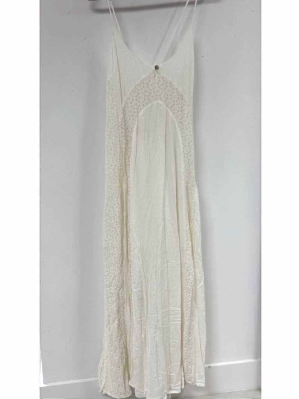 Free People Trail of Flowers Maxi Dress. - Picture 2 of 6